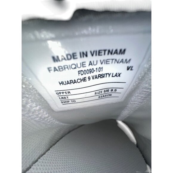 Athletic_Shoes